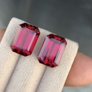 Flawless 15.50 Carat Loupe Clean Emerald Cut Pair of Natural Rubilite from Tanzania